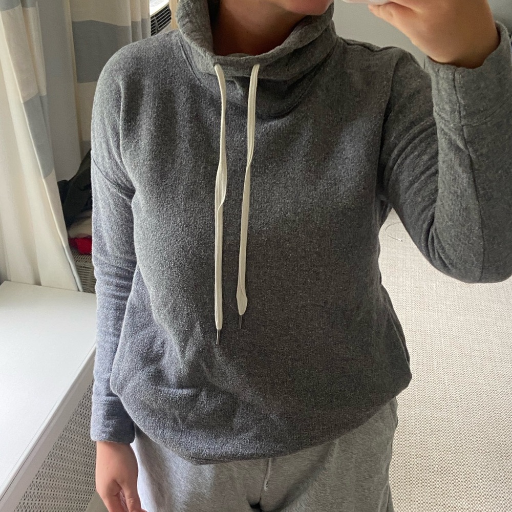 JCREW SWEATSHIRT